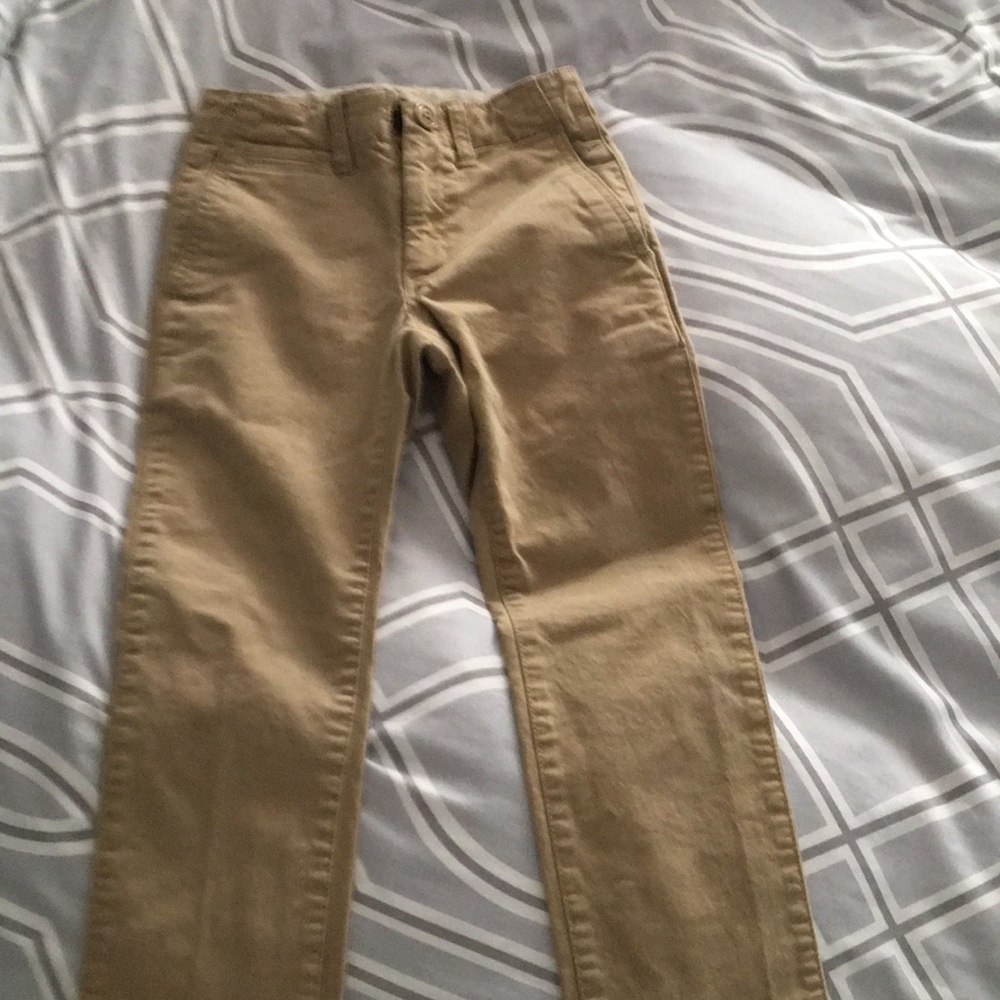 Gap khaki pants size 6 slim